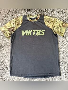 Viktos Multicam Tactical Performance Shirt Men’s Large Gray Camo Short Sleeve